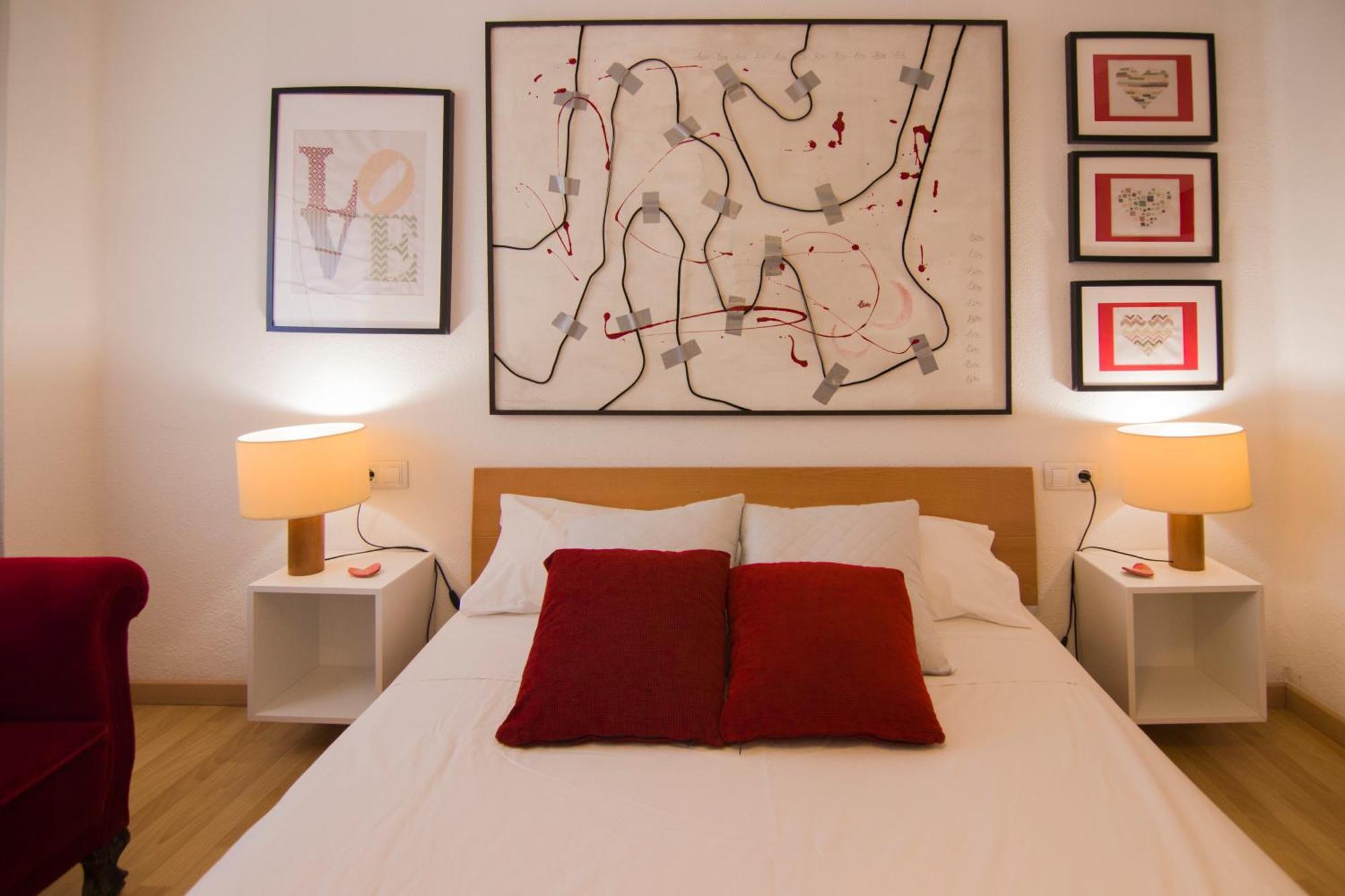 Luminoso. Comodo. Acogedor. Wifi. Junto A Ave บาเลนเซีย ภายนอก รูปภาพ