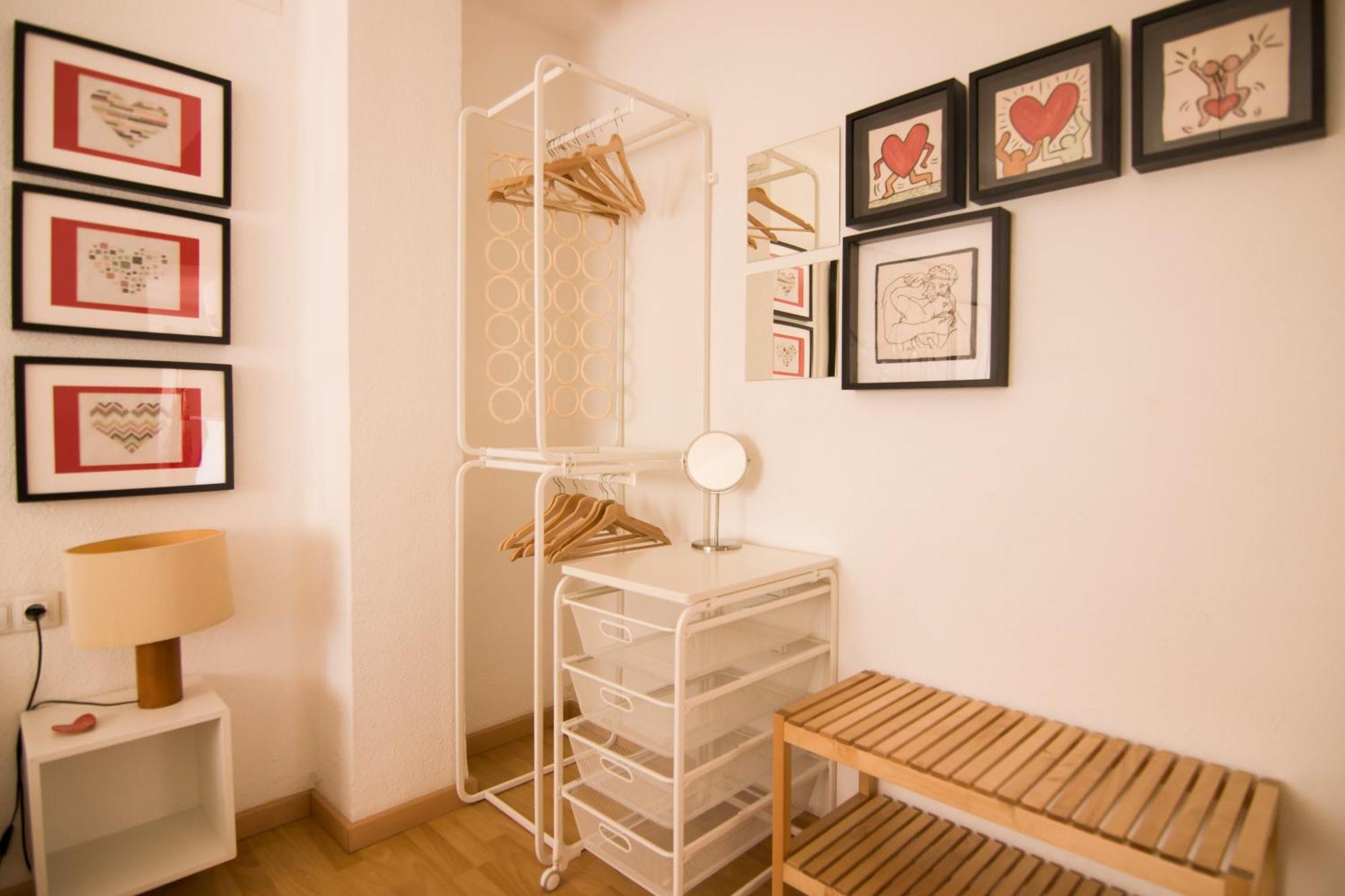 Luminoso. Comodo. Acogedor. Wifi. Junto A Ave บาเลนเซีย ภายนอก รูปภาพ
